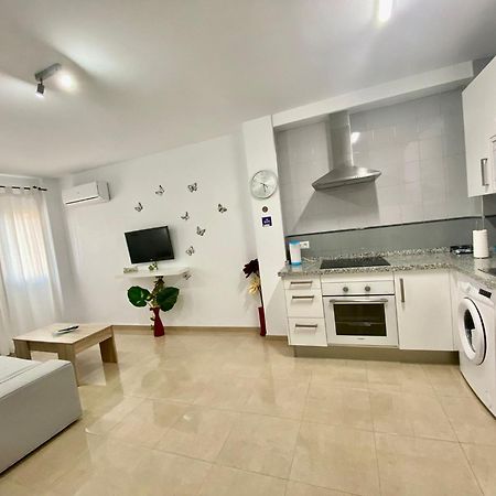 “Smile Nerja” Chic Apartment With Wifi, 4 Guests Exterior photo