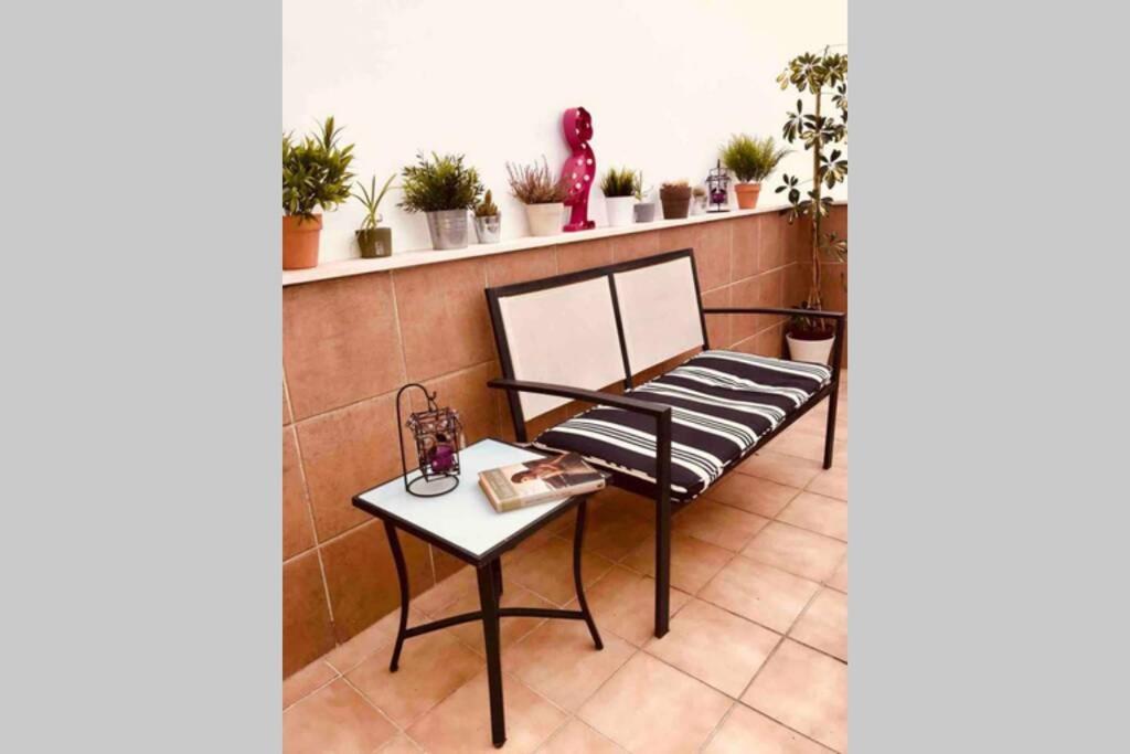 “Smile Nerja” Chic Apartment With Wifi, 4 Guests Exterior photo