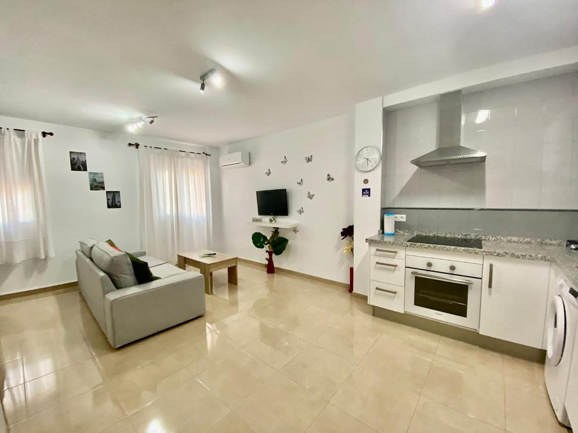 “Smile Nerja” Chic Apartment With Wifi, 4 Guests Exterior photo